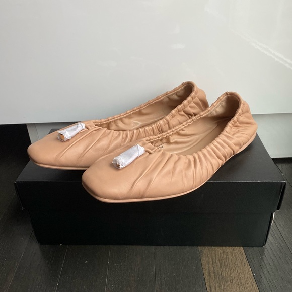 🛎️ Clearance NWT Coach Eleanor Flat - Picture 7 of 11